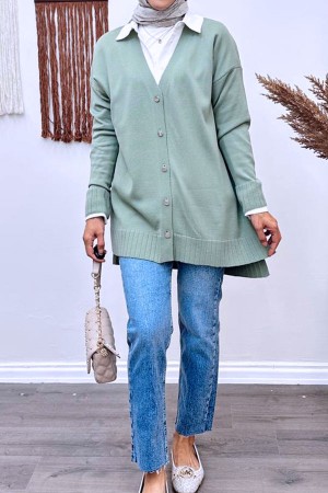 Önü Düğmeli Mevsimlik Hırka